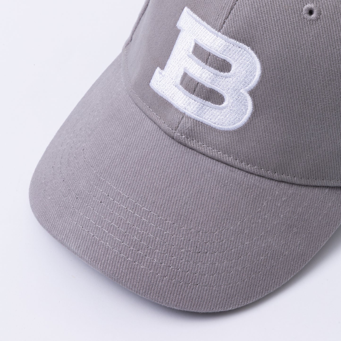 CLASSIC 6 PANEL - EMBROIDERED 'B' CAP