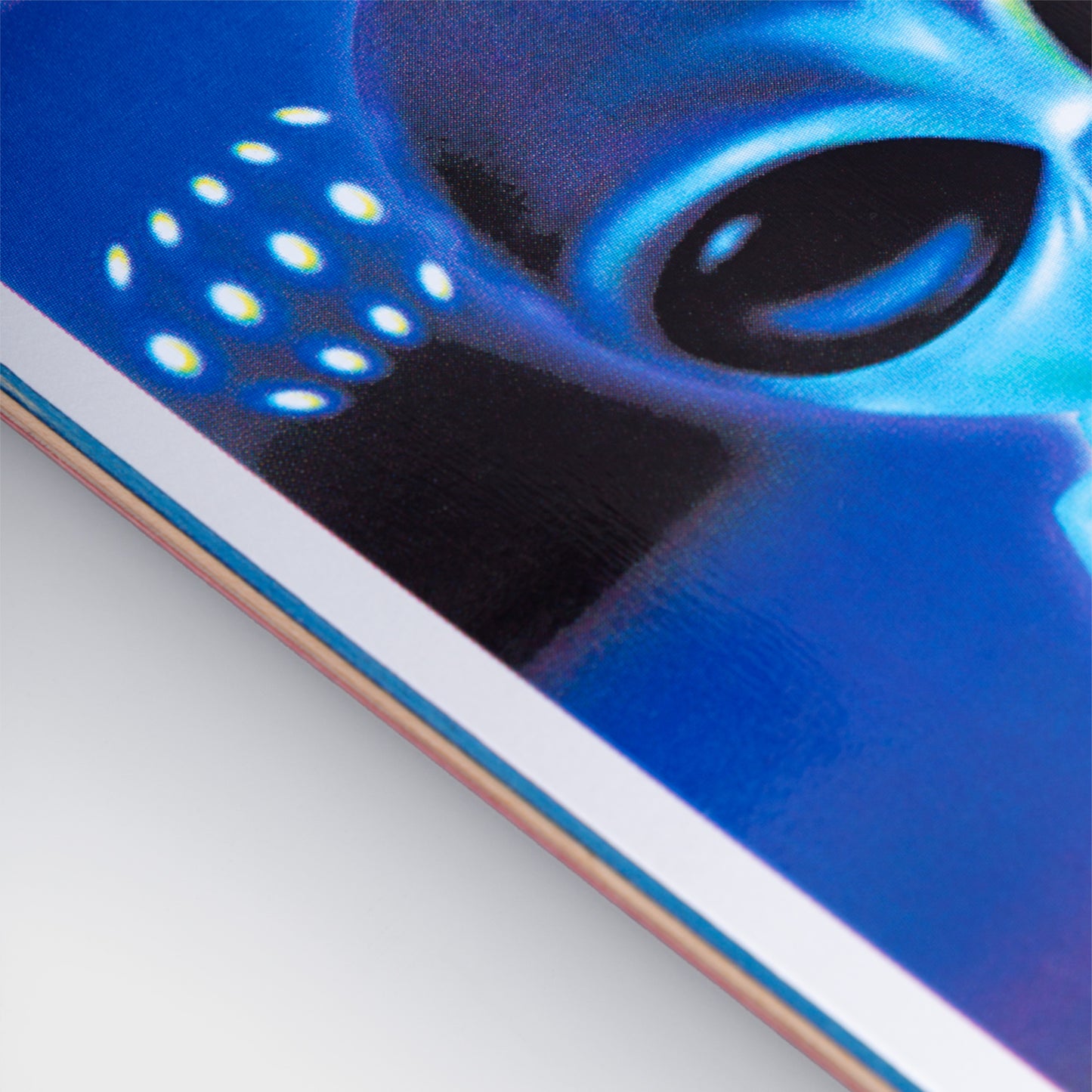 8.5" EXTRA TERRESTRIAL MASTERPIECE DECK