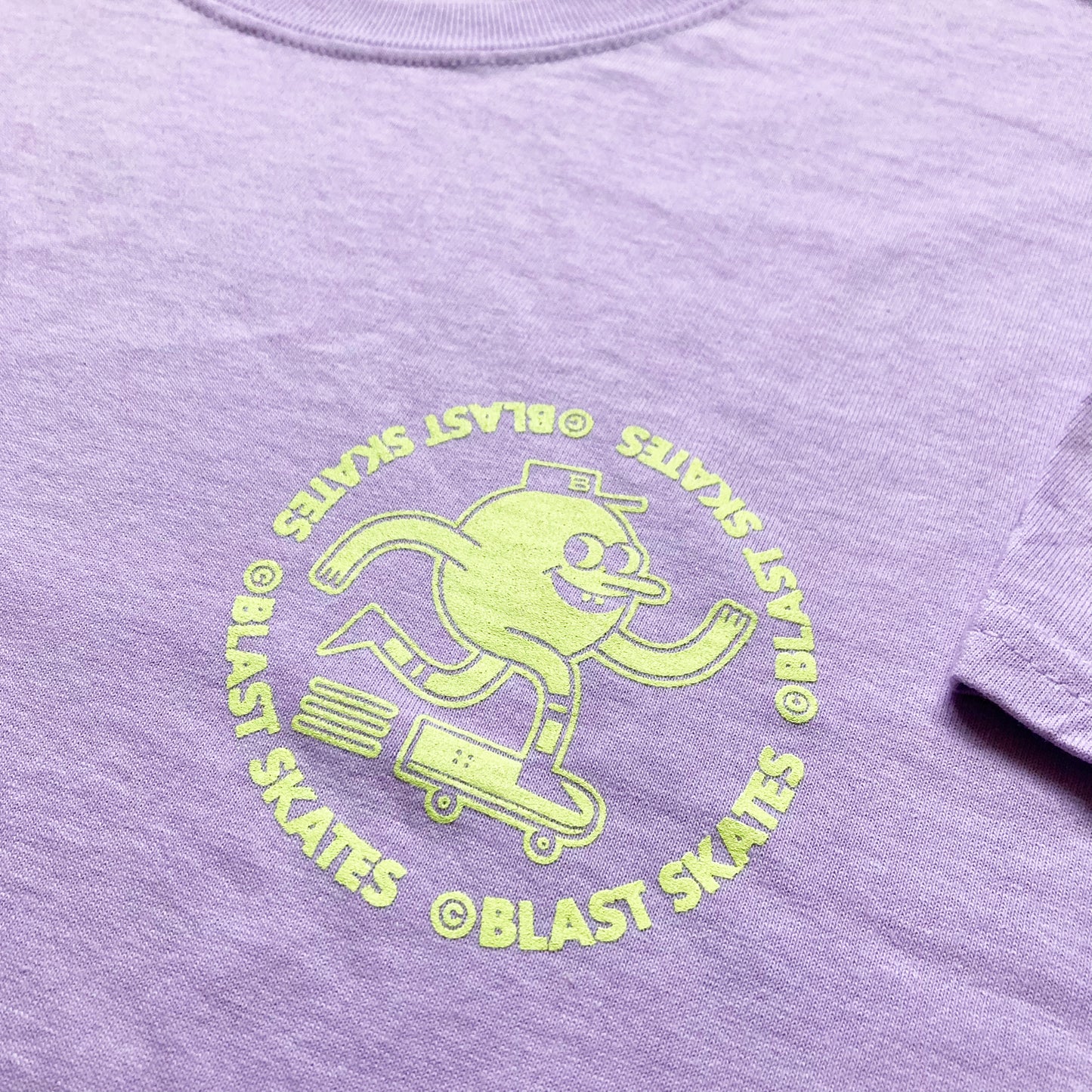 LILAC ROUND LOGO T-SHIRT